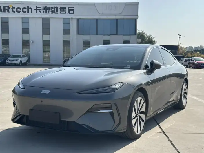 Geely Galaxy E8 2024 Model 550km MAX – фото 1