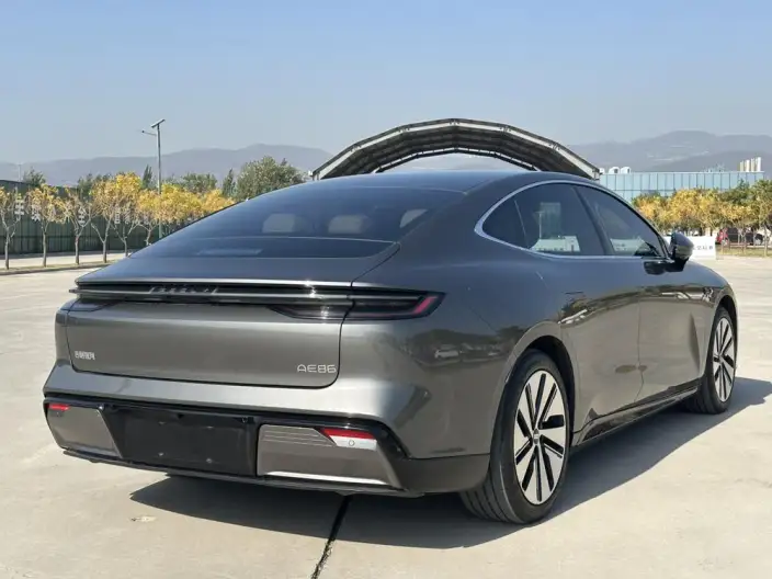 Geely Galaxy E8 2024 Model 550km MAX – фото 6