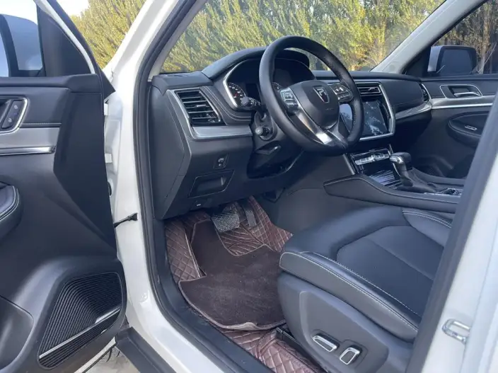 Roewe RX8 2019 Model 30T 2WD Superior Ultimate Edition – фото 10