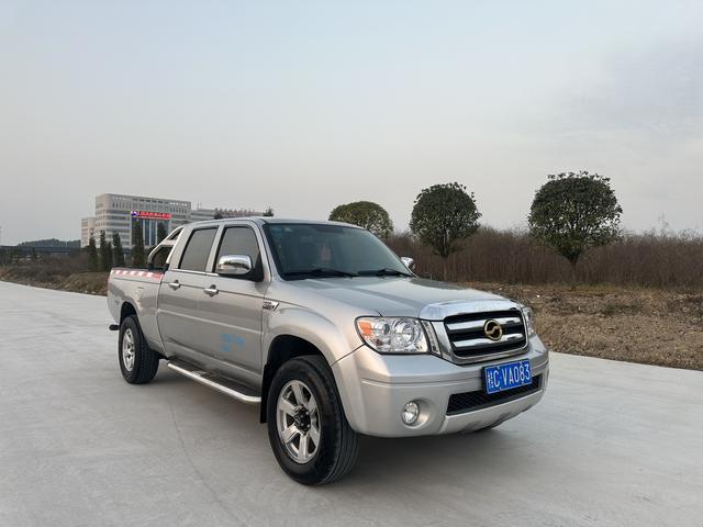 Grand Tiger Модель 2018 года 2.5T Кросс-кантри Edition дизель National V 4WD Standard type Big double SD4V25R-100