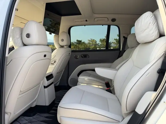 Li Auto i8 2025 Model Standard Edition – фото 9