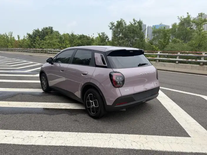 AION UT super 2026 Model Standard Edition – фото 4