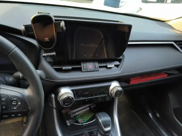 Toyota RAV4 2023 Model 2.0L CVT 2WD Fashion PLUS Edition – фото 8