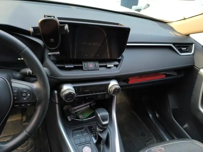 Toyota RAV4 2023 Model 2.0L CVT 2WD Fashion PLUS Edition – фото 9