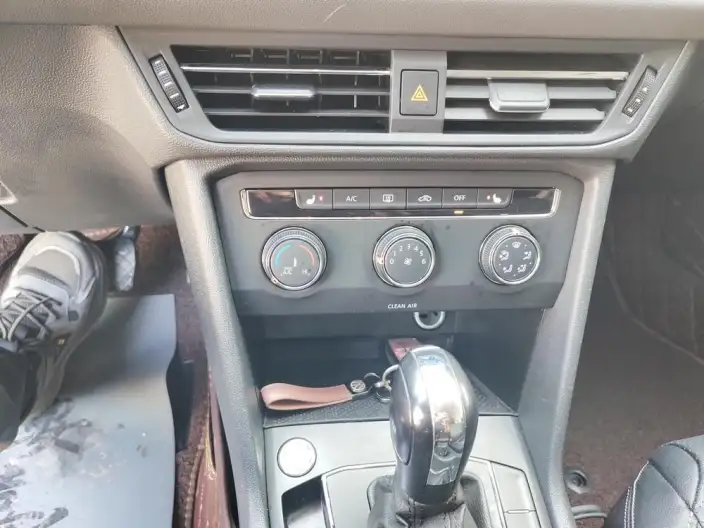 Volkswagen Tharu 2022 Model 280TSI 2WD Fashion edition – фото 6