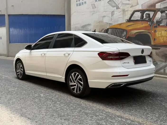 Volkswagen Lavida 2018 Model 280TSI DSG Comfort Edition China V – фото 5