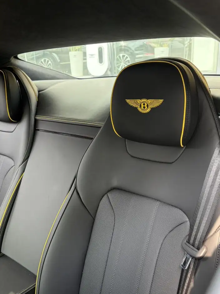 Continental PHEV 2026 Model GT – фото 6