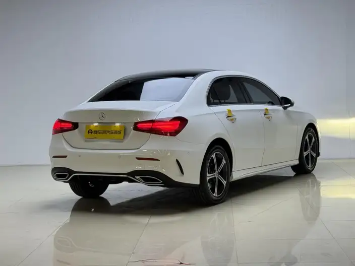 Mercedes-Benz A-class 2024 Model A 200 L Fashion Edition – фото 7