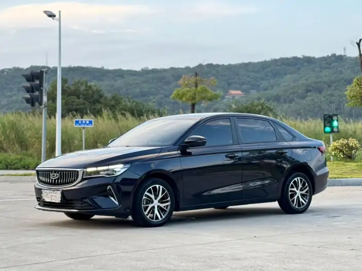 Geely Emgrand 2022 Model No. 4 Gen 1.5L CVT Elite Model – фото 1