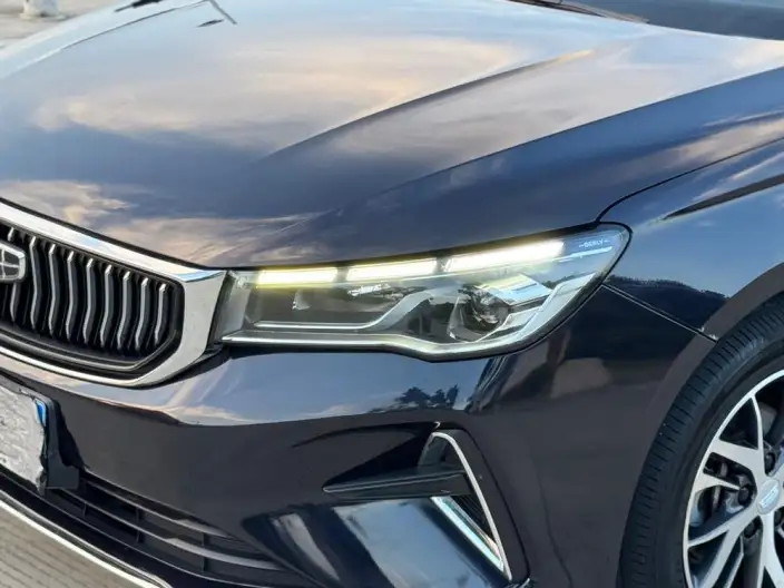 Geely Emgrand 2022 Model No. 4 Gen 1.5L CVT Elite Model – фото 8