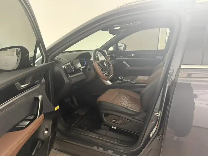 BYD Tang DM 2021 Model DM-i 1.5T 112KM Noble Model – фото 9