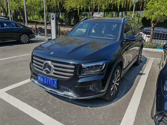 Mercedes-Benz GLB 2025 Model GLB 220 Fashion Model – фото 10