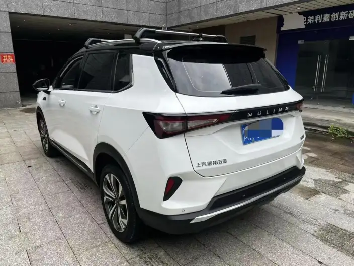 WULING Asta 2021 Model 1.5T Automatic Starlight Edition – фото 4