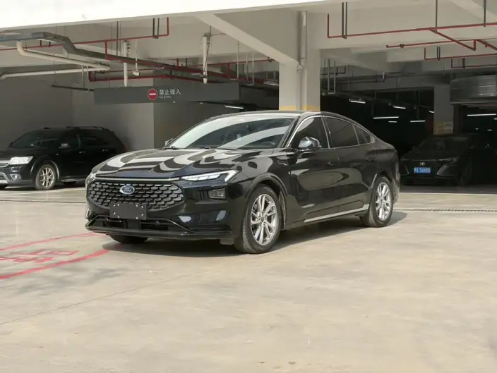 Ford Mondeo 2022 Model Facelift EcoBoost 245 Luxury Model – фото 1