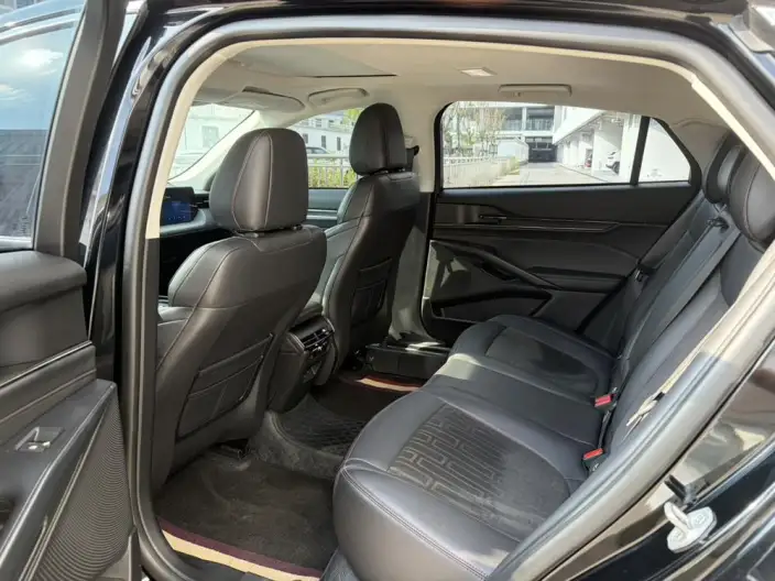 Ford Mondeo 2022 Model Facelift EcoBoost 245 Luxury Model – фото 9