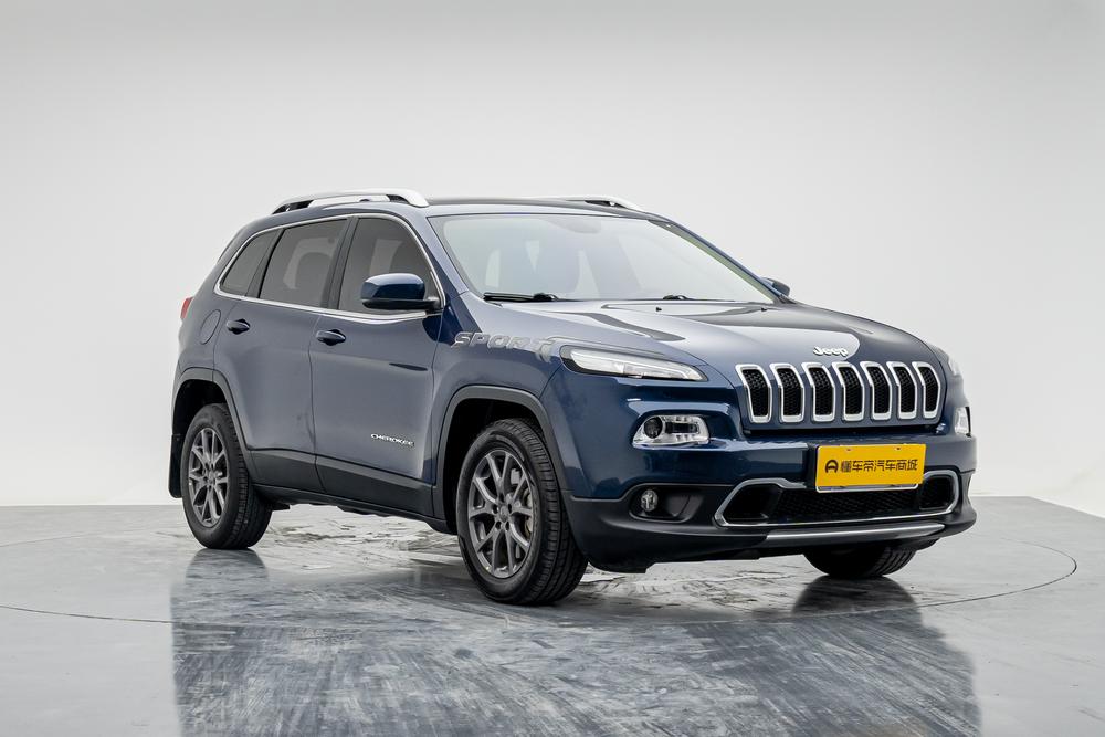 Jeep Cherokee 2020 2.0L 2WD Classic Sports Edition