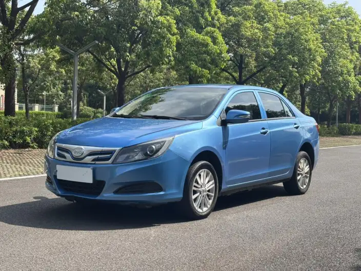 BYD E5 2017 Model 300 Zunrong Model