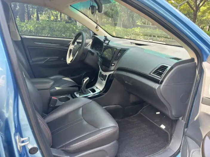 BYD E5 2017 Model 300 Zunrong Model – фото 8