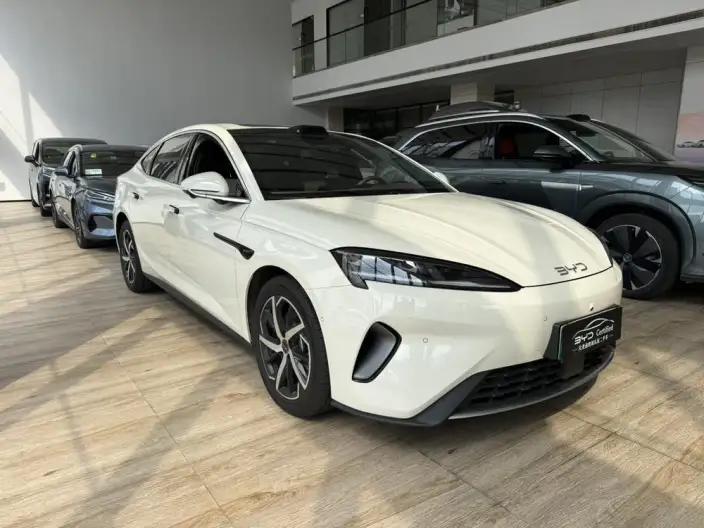 BYD Seal 07DM 2026 Model DM-i 230KM Flagship Model – фото 3