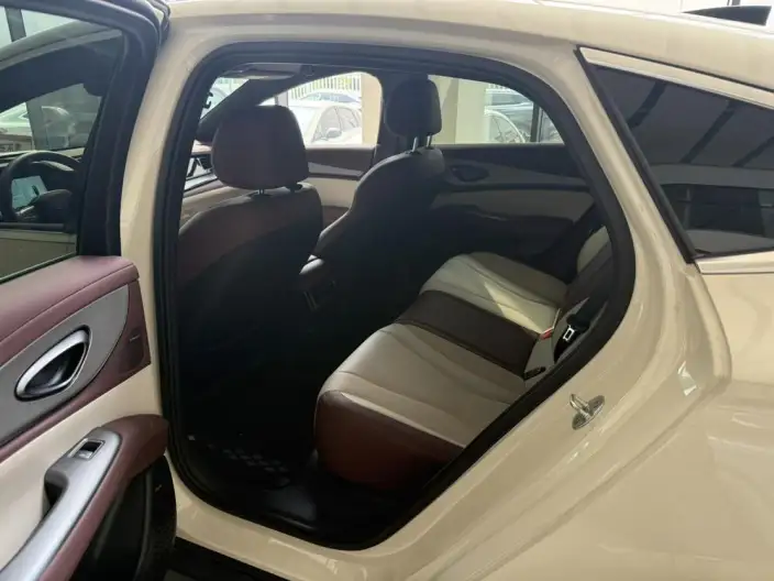 BYD Seal 07DM 2026 Model DM-i 230KM Flagship Model – фото 10