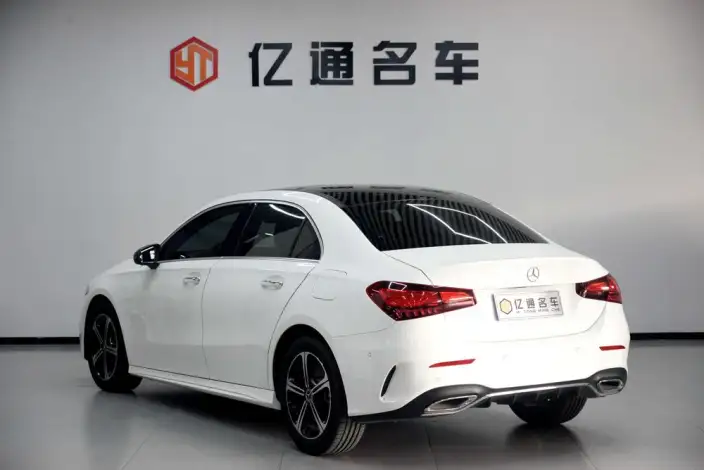 Mercedes-Benz A-class 2025 Model A 200 L Fashion Edition – фото 4