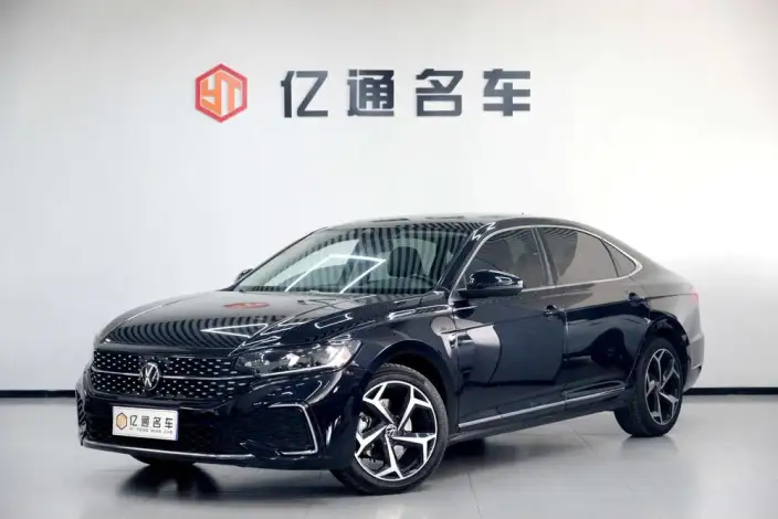 Volkswagen Passat 2023 Model Facelift 330TSI Starry sky Elite Edition – фото 1