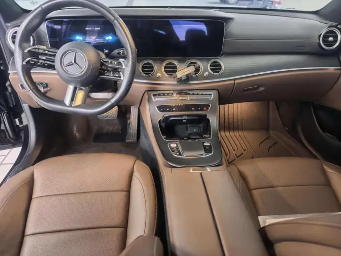 Mercedes-Benz E-Class 2023 Model E 300 L Fashion Model sedan – фото 6