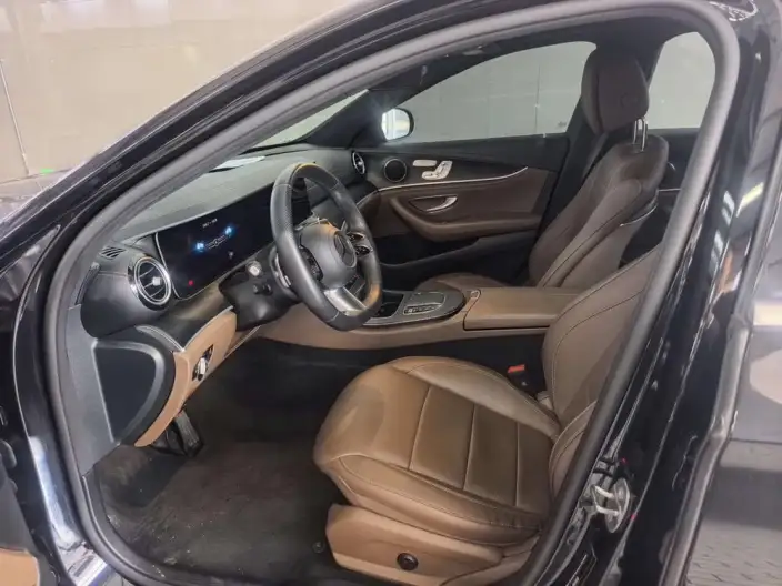 Mercedes-Benz E-Class 2023 Model E 300 L Fashion Model sedan – фото 8