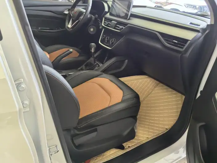 Wuling Hongguang S3 2019 Model 1.5L Manual Comfort Model China VI – фото 7