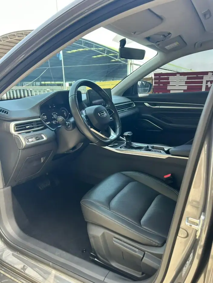 Geely Emgrand 2023 Model No. 4 Gen Champion Edition 1.5L CVT Luxury Model – фото 8