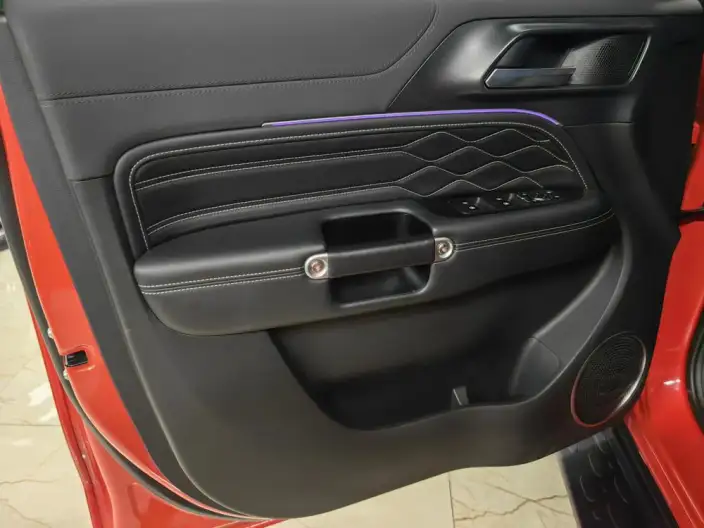 Tank 300 2024 Model 2.0T Challenger – фото 4