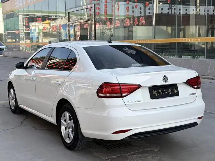 Volkswagen Lavida 2019 Model Voyage 1.5L Automatic Fashion edition China VI – фото 4