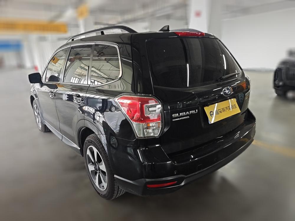 Subaru Forester 2016 2.0i Luxury Навигация Edition