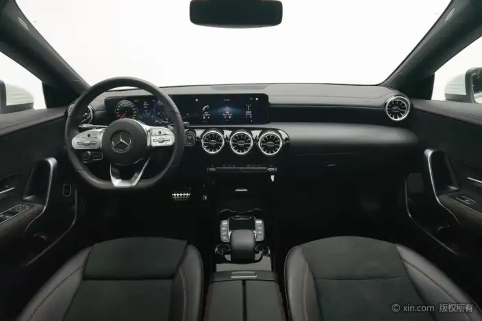 Mercedes-Benz CLA Imported 2022 Model Facelift CLA 200 Four-door Coupe – фото 37