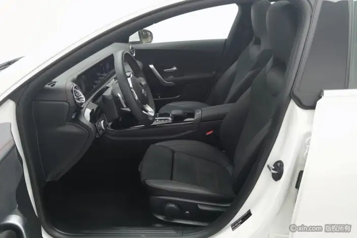 Mercedes-Benz CLA Imported 2022 Model Facelift CLA 200 Four-door Coupe – фото 42