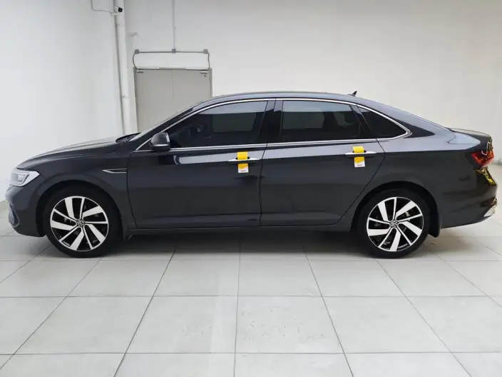 Volkswagen Sagitar 2023 Model 300TSI DSG Beyond Edition – фото 4