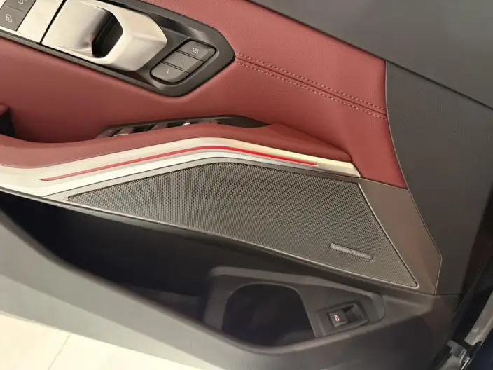 BMW 3 Series 2025 Model 330Li 50th Anniversary Limited edition – фото 9