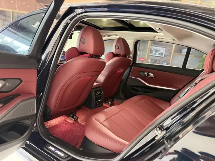 BMW 3 Series 2025 Model 330Li 50th Anniversary Limited edition – фото 10