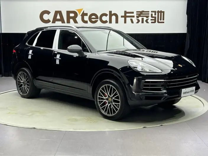 Cayenne 2019 Model Cayenne 3.0T – фото 3