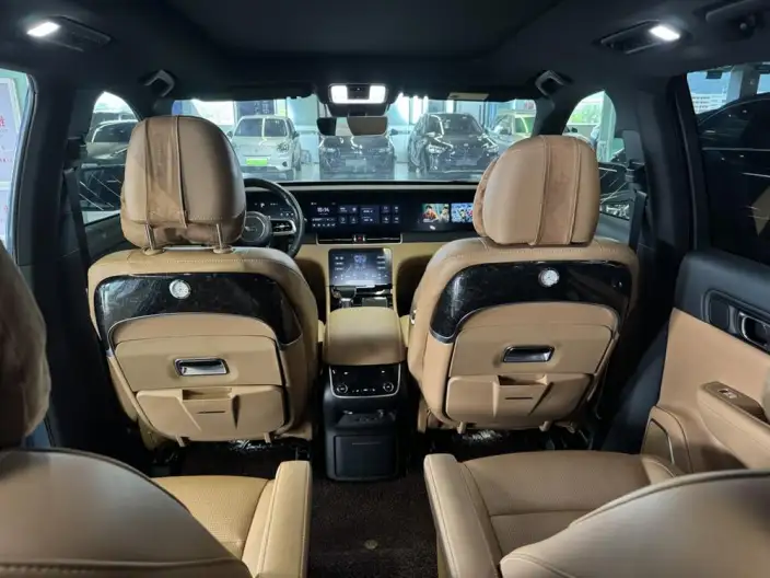 Li Auto ONE 2021 Model Extended Range 6 seat Edition – фото 7