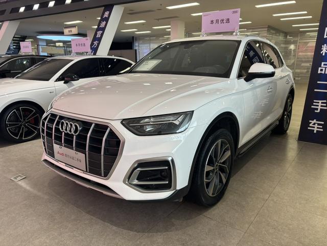 Audi Q5L 2022 Modi f ied 40T Luxury Elegance – фото 1