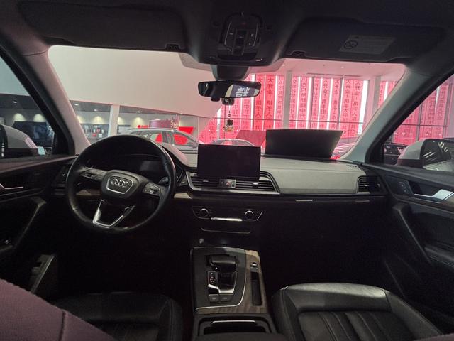 Audi Q5L 2022 Modi f ied 40T Luxury Elegance – фото 15