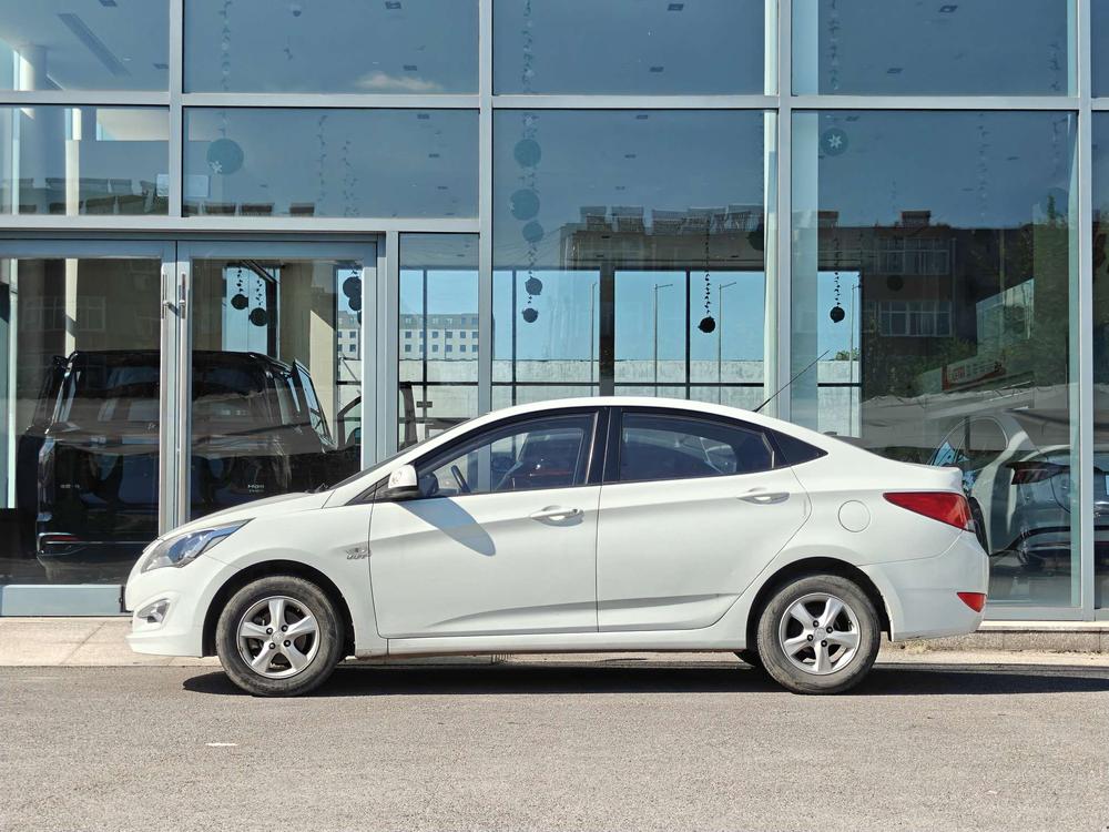 Hyundai Verna 2014 1.4L Automatic Smart GLS