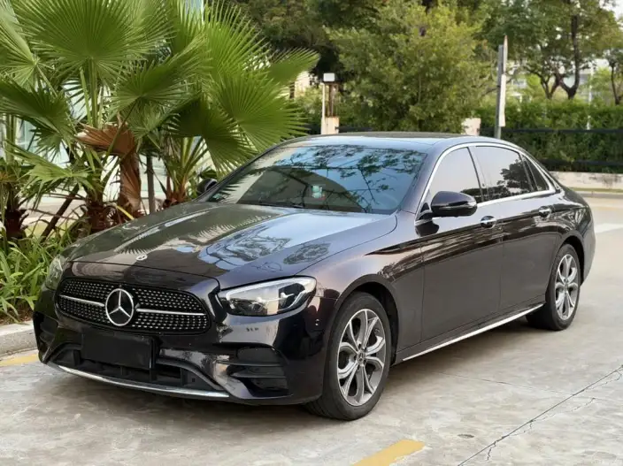 Mercedes-Benz E-Class 2023 Model Facelift E 300 L Noble Model Sports sedan – фото 1