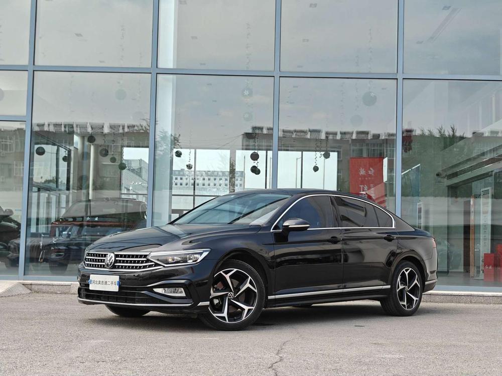 Volkswagen Magotan 2023 2 Million Vehicle Commemorative Edition 330TSI DSG Leader