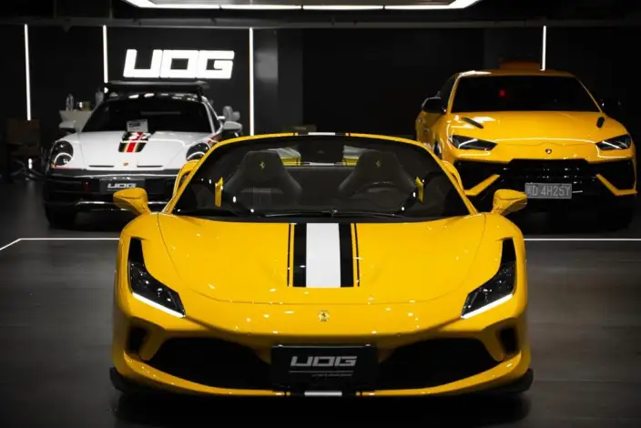 Ferrari F8 2020 Model Spider 3.9T V8