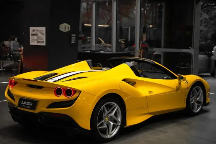 Ferrari F8 2020 Model Spider 3.9T V8 – фото 5