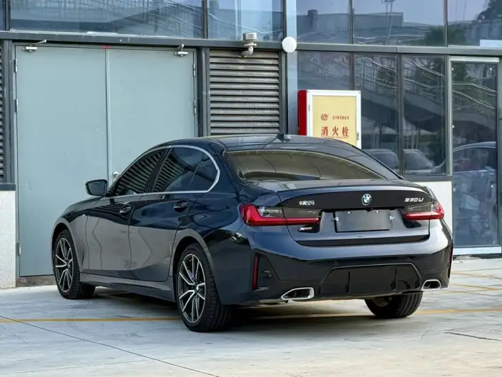 BMW 3 Series 2025 Model 325Li M Sports Set – фото 4
