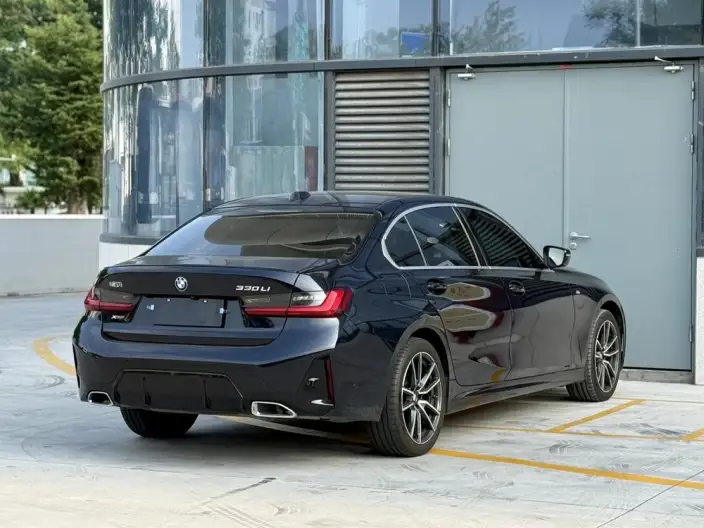 BMW 3 Series 2025 Model 325Li M Sports Set – фото 6
