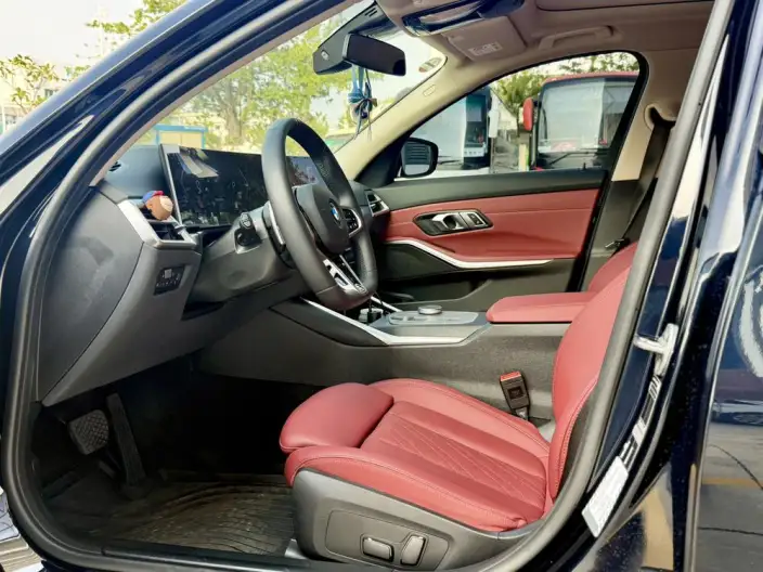 BMW 3 Series 2025 Model 325Li M Sports Set – фото 10